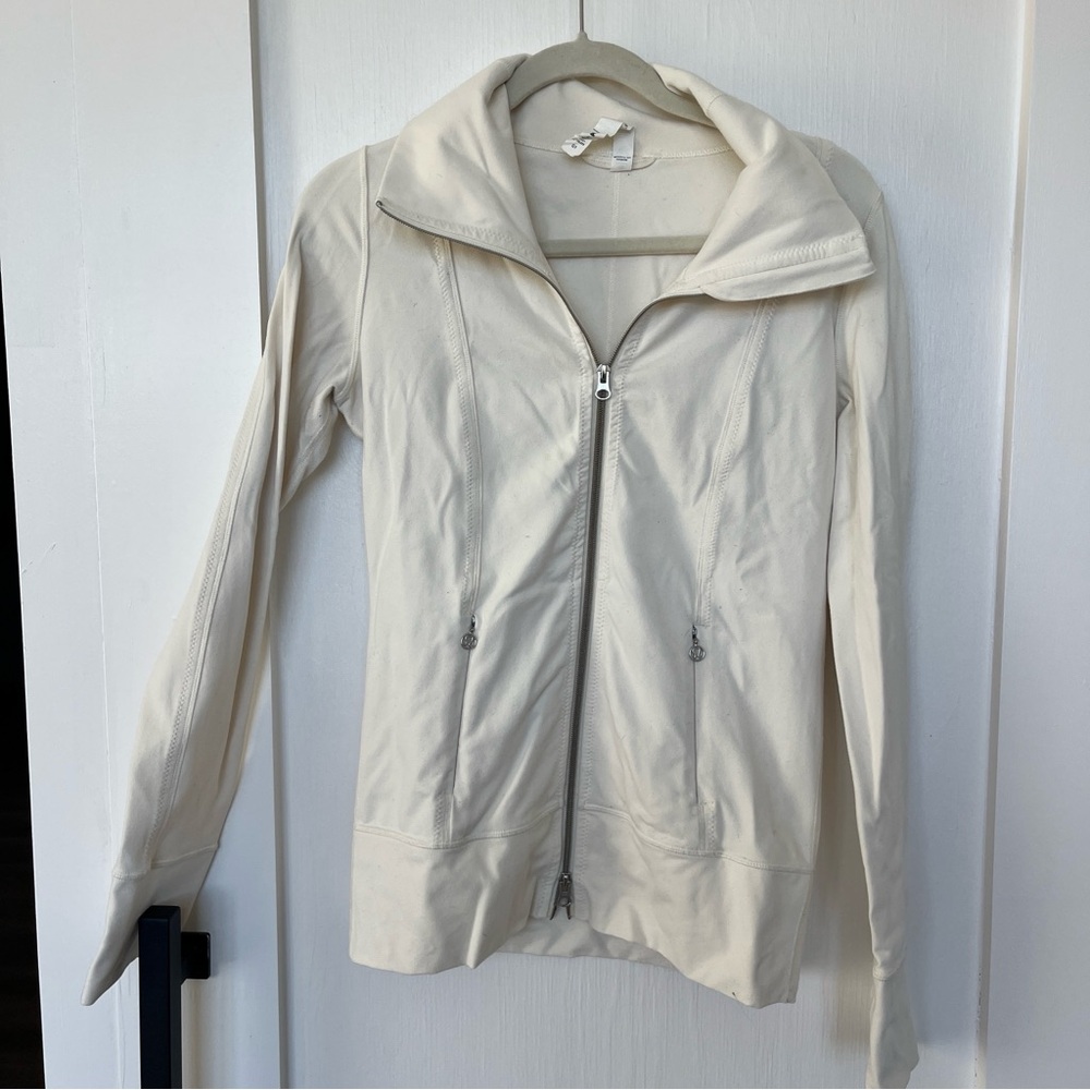 lululemon athletica Daily Yoga Polar Cream Zip-Up Jacket Sz 6 - Picture 5 of 9